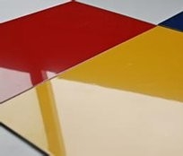 แผ่นผสมอัลลูมิเนียมแบบกระจกกระจกสูง ACP Alucobond Drawing สําหรับแผ่นป้ายโฆษณา ผ้าม่านและตกแต่งภายใน