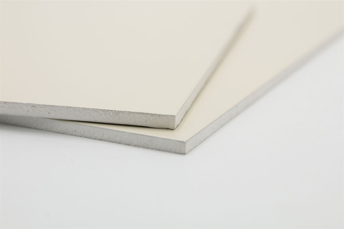 B1 A2 PVDF Alucbond อลูมิเนียมผสมผสานแผ่นสําหรับภายนอกผ้าม่าน