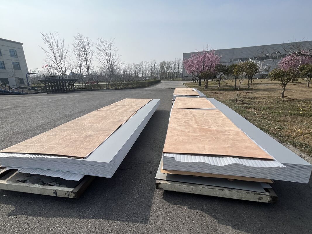 FR B1 เกรดกันไฟ ACP ACM ALUCOBOND สําหรับอาคาร ผนังภายนอกและภายใน