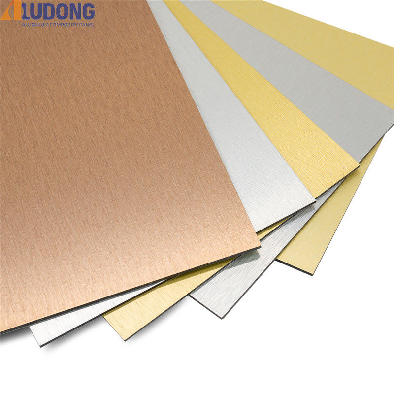 การบรรจุที่ปลอดภัย Anodized Brushed ACP / ACM 4 มม, ความร้อนและกันไฟสําหรับบ้านคอนเทนเนอร์การจัดส่งเร็ว