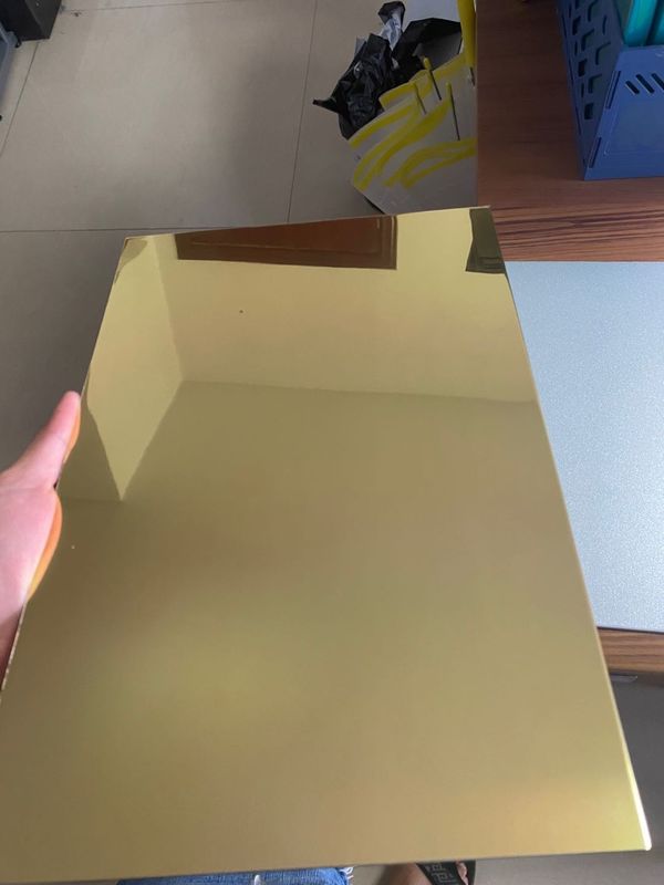 ขนาดสูงสุดถึง 2000 * 6000 มิลลิเมตร แผ่นผสมอลูมิเนียม