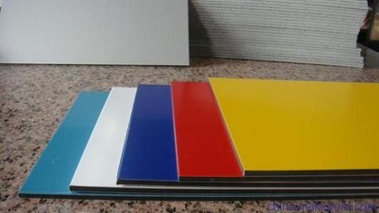 ขนาดสูงสุดถึง 2000 * 6000 มิลลิเมตร แผ่นผสมอลูมิเนียม