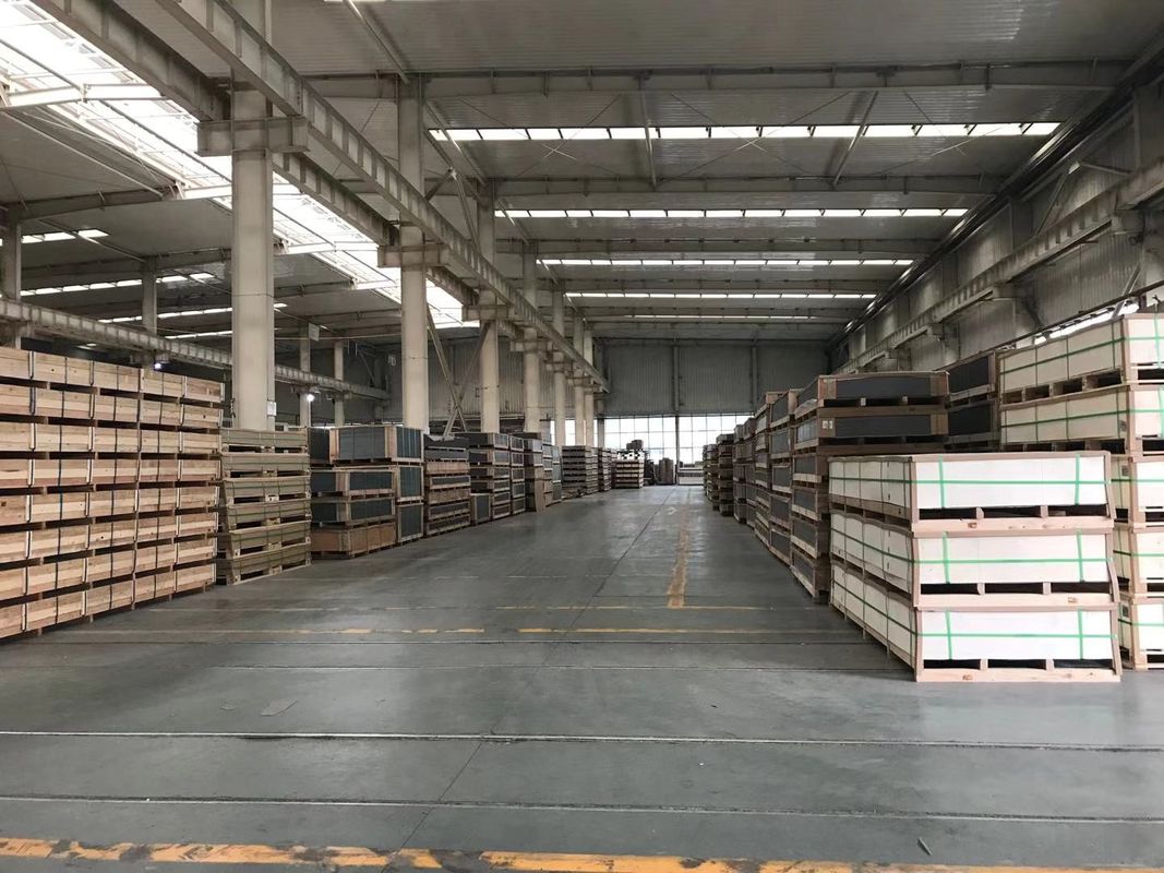 โครงสร้างสมัยใหม่ PVDF แผ่นผสมอลูมิเนียม ความแข็งแรงสูงและการบํารุงรักษาง่ายสําหรับการป้องกันที่ยั่งยืน