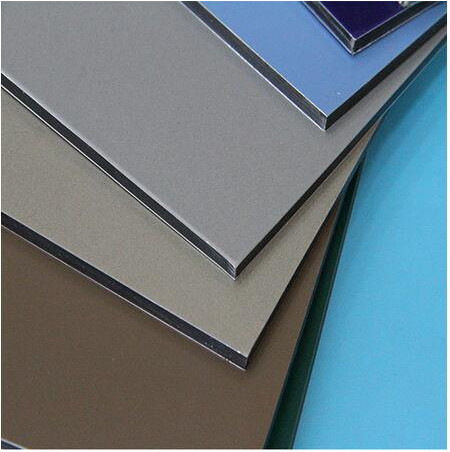 25um-30um PVDF ผนังผสมอลูมิเนียมสําหรับหน้าต่างอาคารที่ทันสมัยและเรียบ
