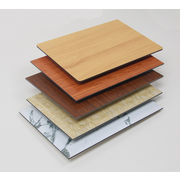 แผ่นผสมอัลลูมิเนียมไม้ป้องกันด้วย PVDF Film Lamination สําหรับการปกป้องพื้นผิวที่ดีกว่า