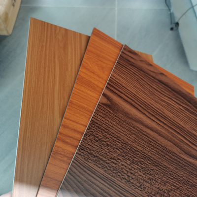 PVDF แผงประกอบอลูมิเนียมไม้ 1220 มม. สำหรับวัสดุก่อสร้าง