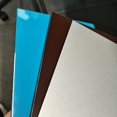 แผ่นอลูมิเนียมคอมโพสิต PE 1220 มม. แผ่น ACP ทนความร้อน